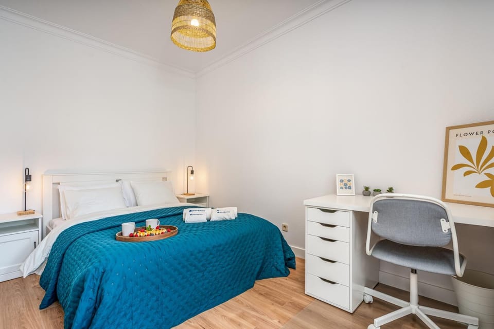 Bed, Bedroom