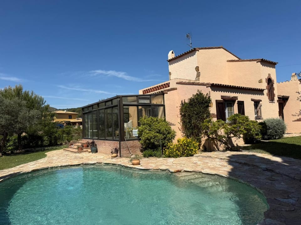 CS 124 Villa with private pool House in Baix Empordà