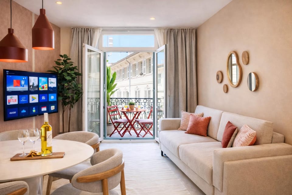 Balcony/Terrace, Living room