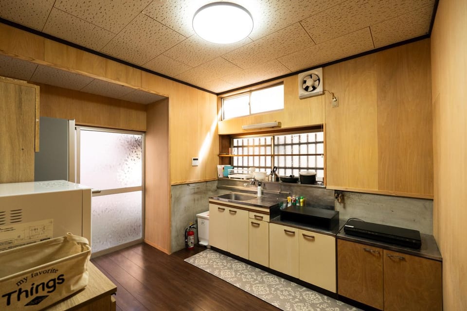 Kitchen or kitchenette, Kitchen or kitchenette