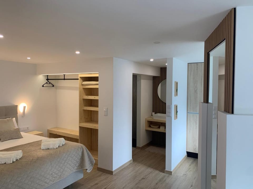 A lovely home in a quiet area Apartment in Câmara De Lobos