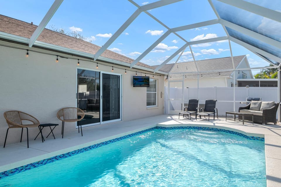 New! Boho Bungalow, Heated Pool, Community Amenities, & More! House in Florida