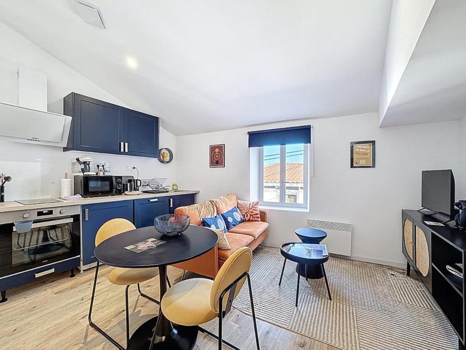 Joli T1 cosy & fonctionnel 2Personnes Aulnat4 Apartment in Clermont-Ferrand