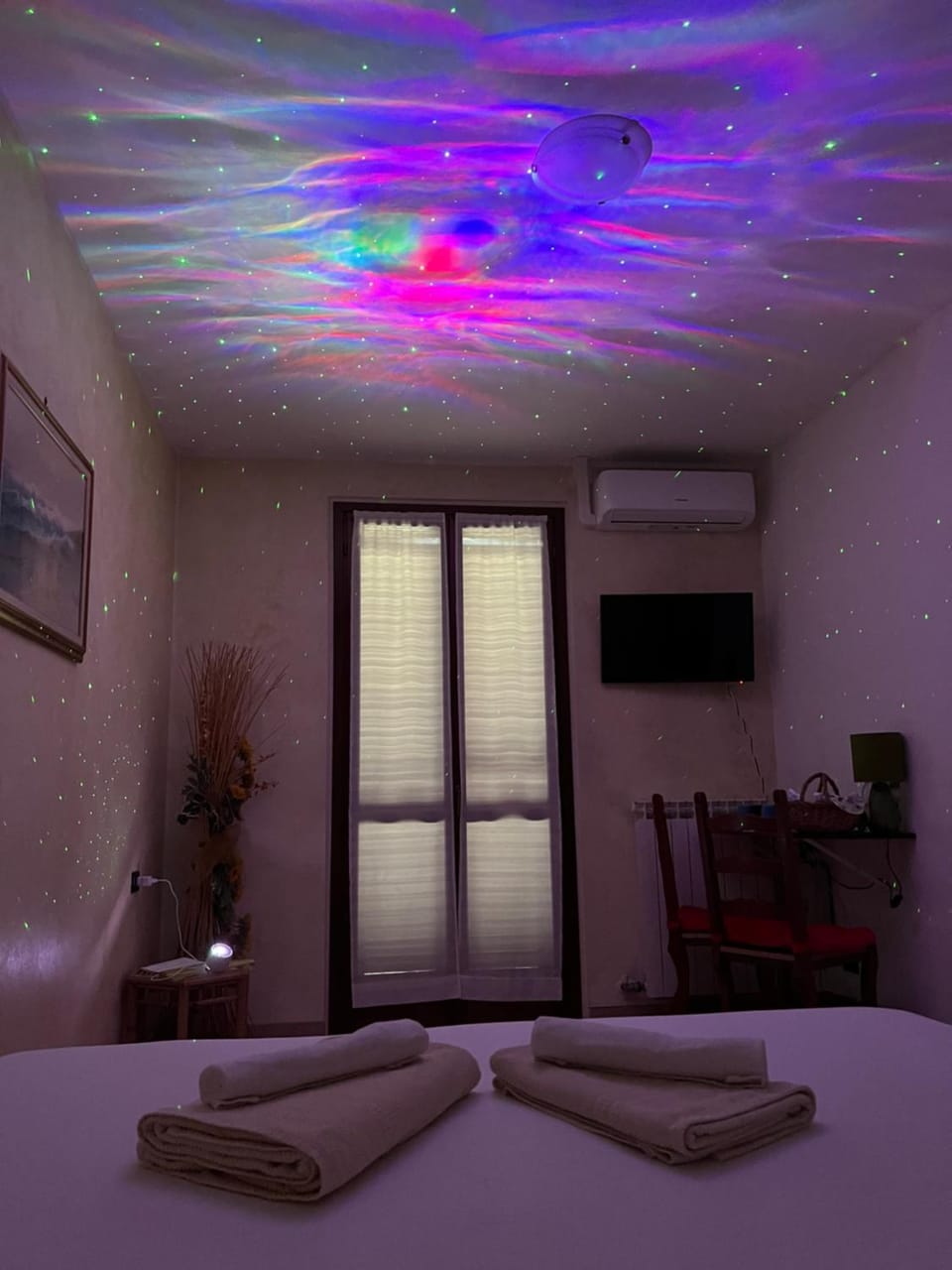 TV and multimedia, Bedroom, furniture, heating, air conditioner