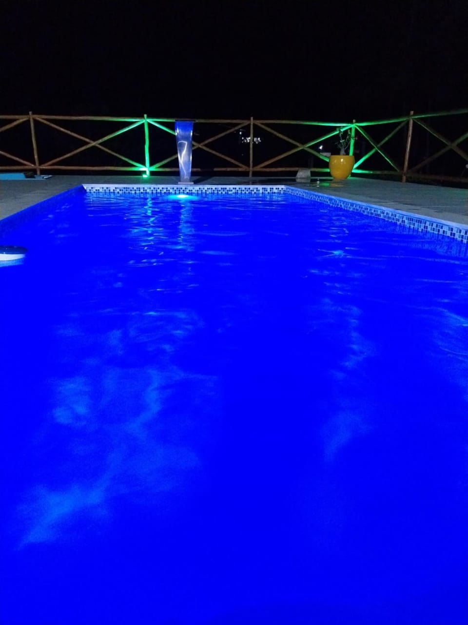 Swimming pool, Swimming pool