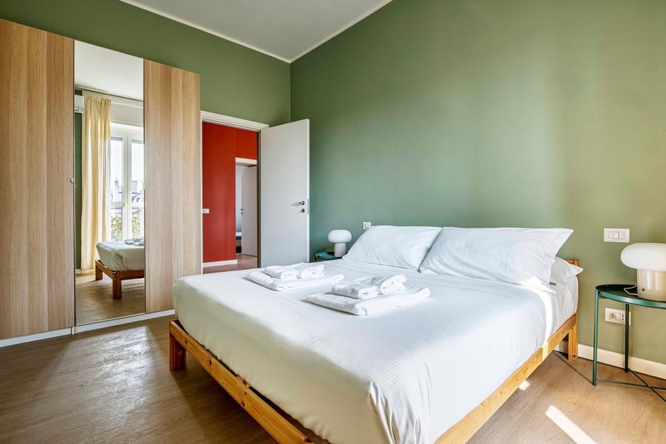 Sant'Ambrogio's retreat Apartment in Milan