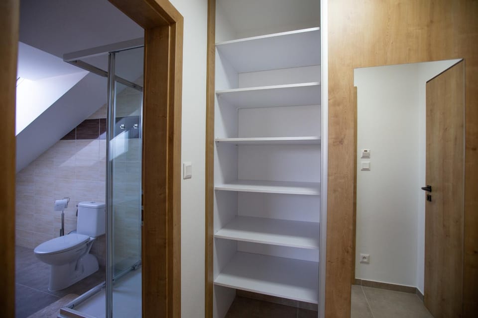 Bathroom, wardrobe