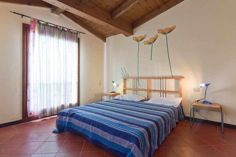 bilocale ciclamino Apartment in Punta de su Torrione