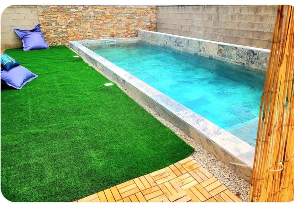 Magnifique Villa piscine jacuzzi privé Villa in Occitanie