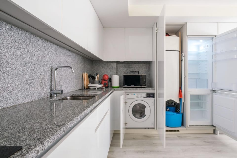 dishwasher, oven, stove, washing machine