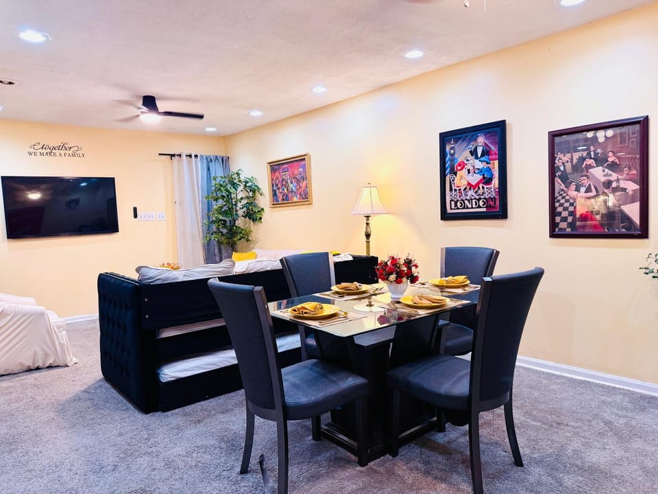 Spacious Atlanta Metro 1BR Home with Office and Free Parking House in Peachtree Corners