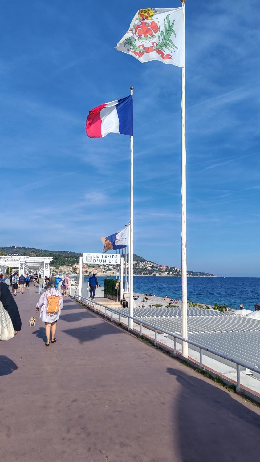 Nice Waterfront Apartment in Nice
