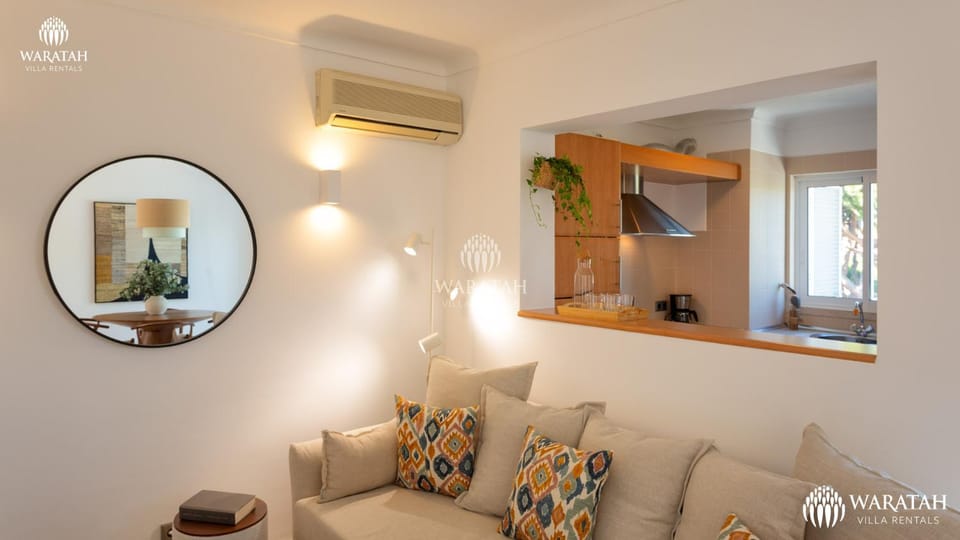 Apartment Lamine Apartment in Quarteira