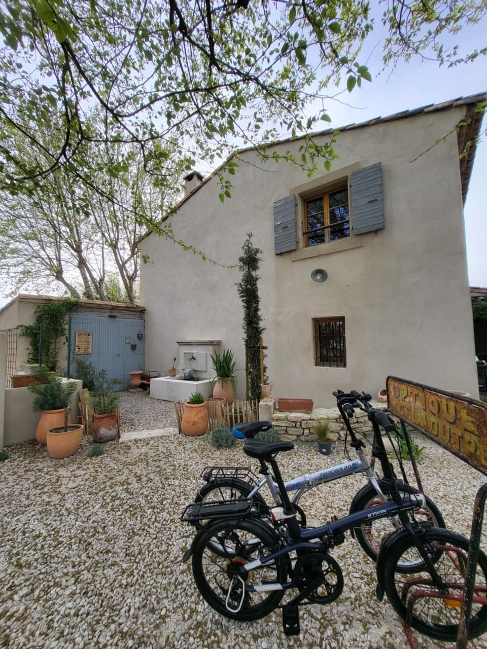 le cabanon du clos Vacation rental in L'Isle-sur-la-Sorgue