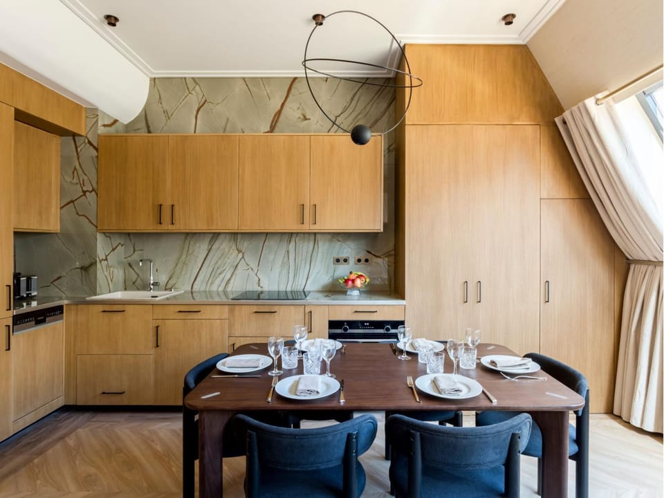 Kitchen or kitchenette, Dining area, stove, kitchen