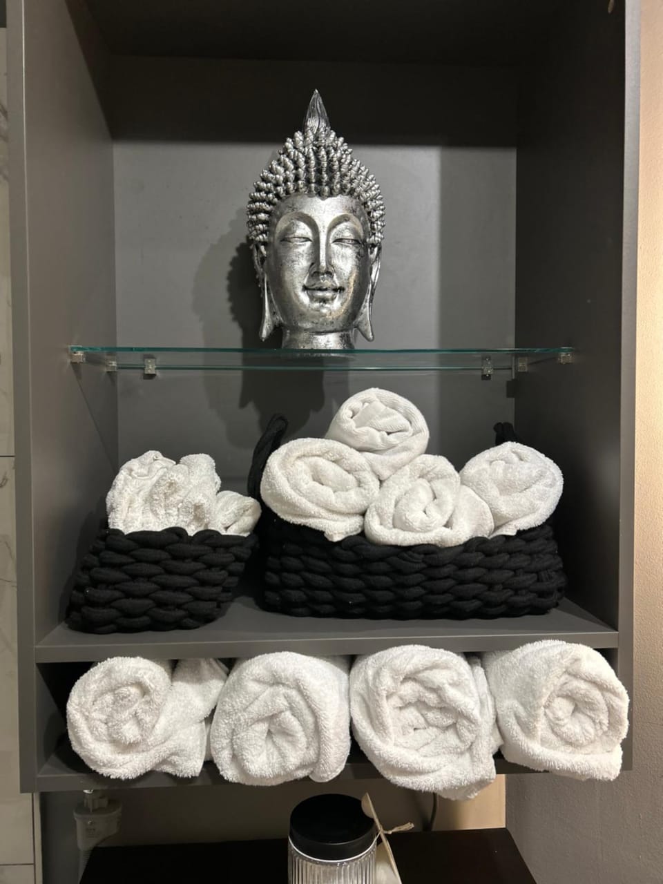 Decorative detail, towels