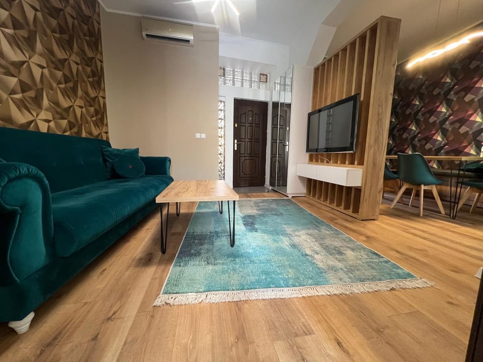 Urban Waves with 2 bedrooms and terace Apartment in Constanta