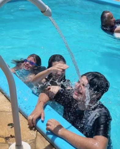 Swimming pool, children