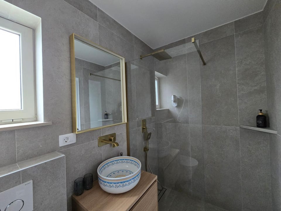 Apartments Goro Apartment in Podstrana