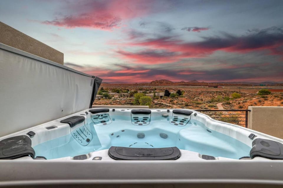 Patio, Hot Tub, Sunset