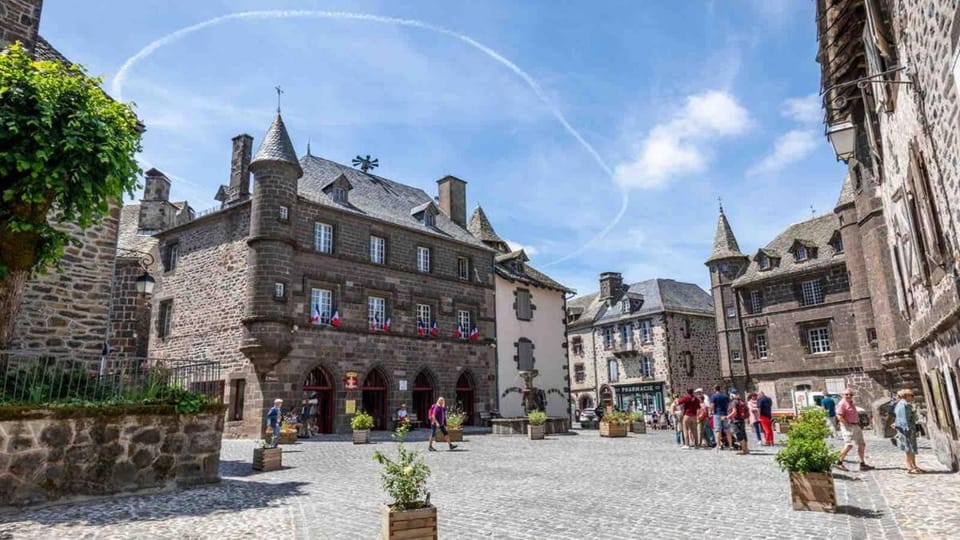 Agréable Studio Apartment in Aurillac
