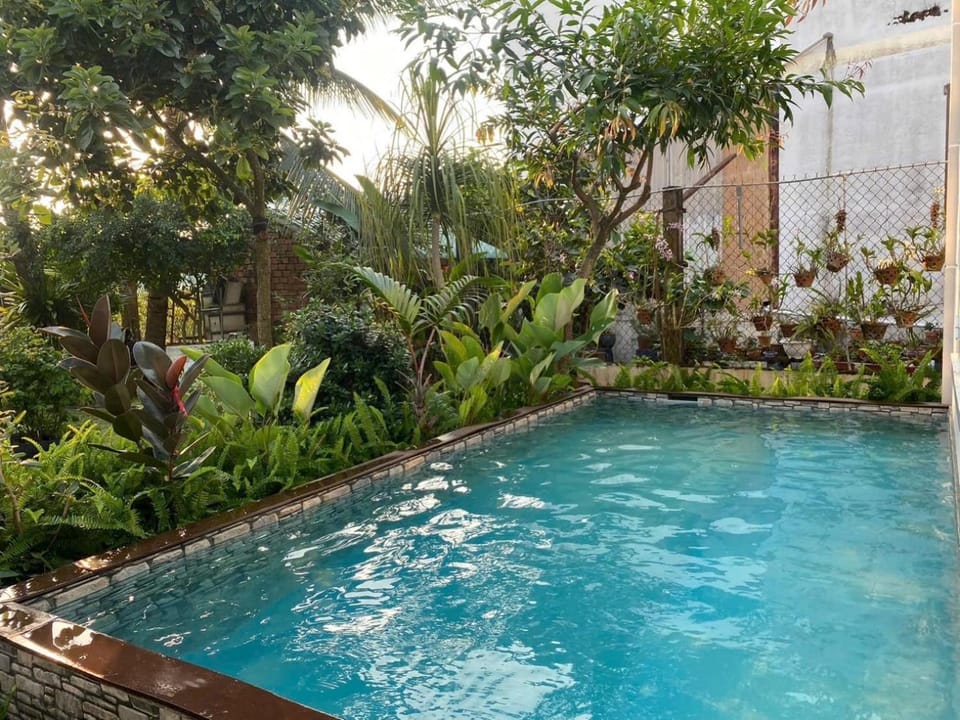 Một Phòng Trong Villa View Sân Vườn, Hồ Bơi Nature lodge in Ho Chi Minh City