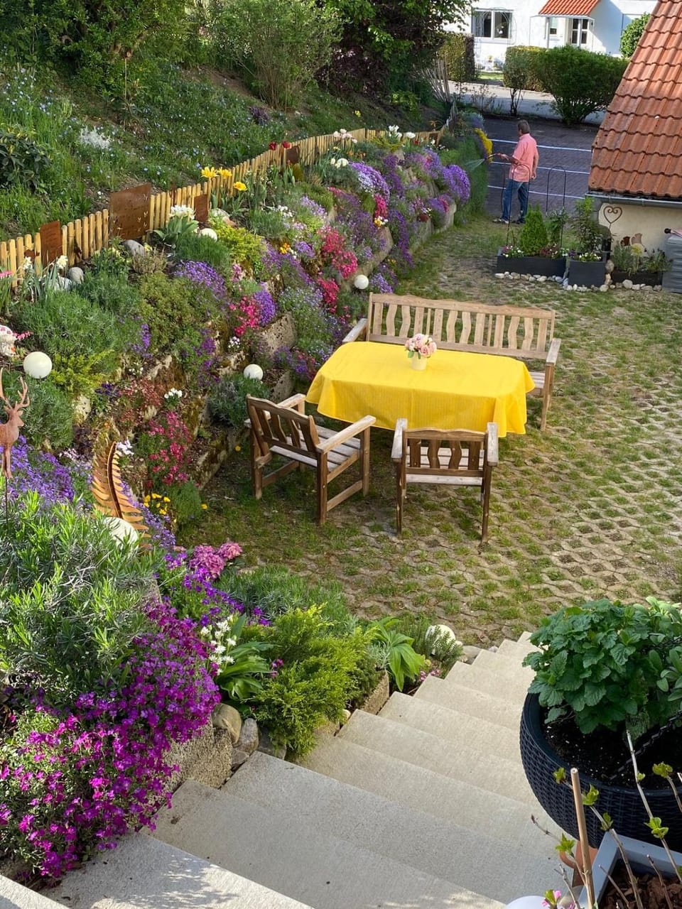 Garden, Dining area