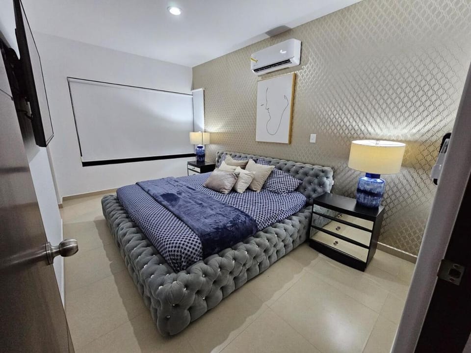 Bed, TV and multimedia, Bedroom, air conditioner