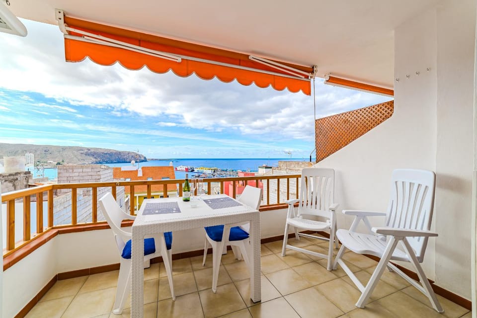 View (from property/room), Balcony/Terrace, Sea view