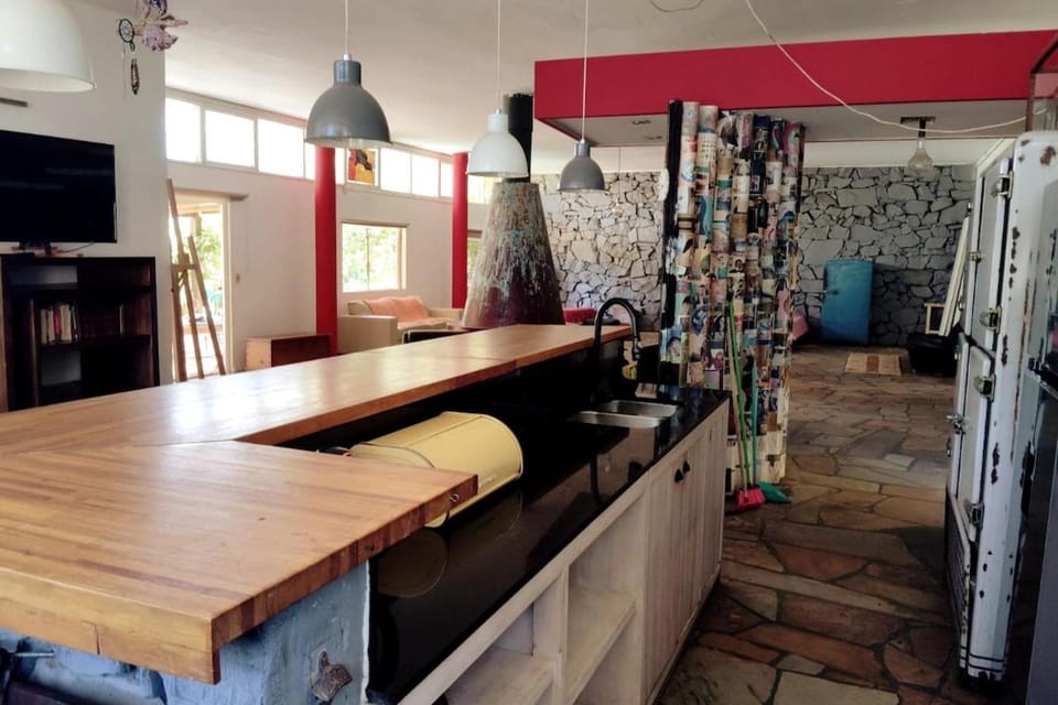 Hermosa, arbolada y amplia House in Canelones Department, Uruguay