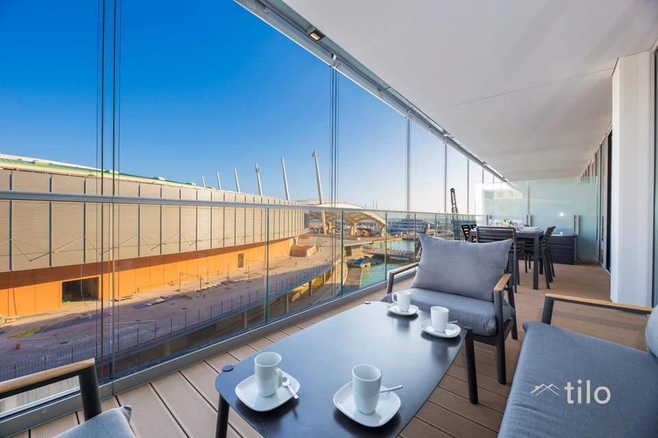 Patio, Day, View (from property/room), Balcony/Terrace, Living room, Seating area, Dining area