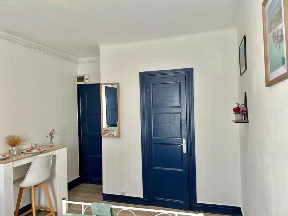 Studio près de la Gare et Centre Apartment in Lorient