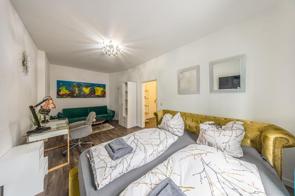 2G LV 6-Zimmer-Apartment HBF Apartment in Halle Saale
