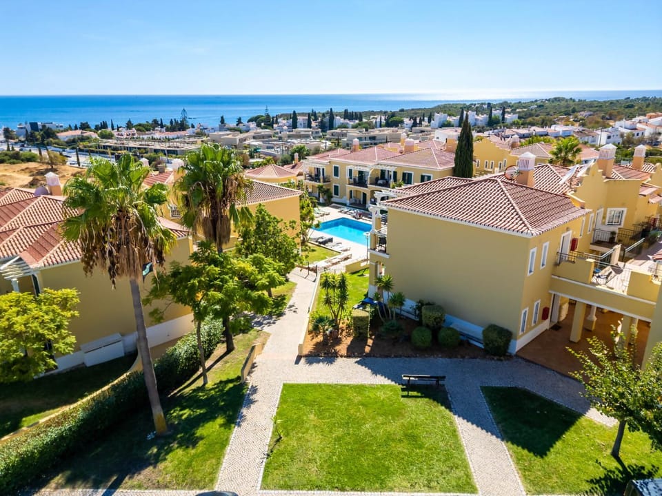 Bird's eye view, Garden view
