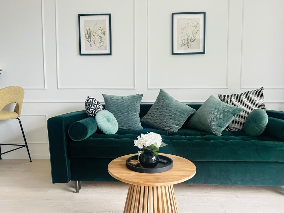 Living room, Seating area