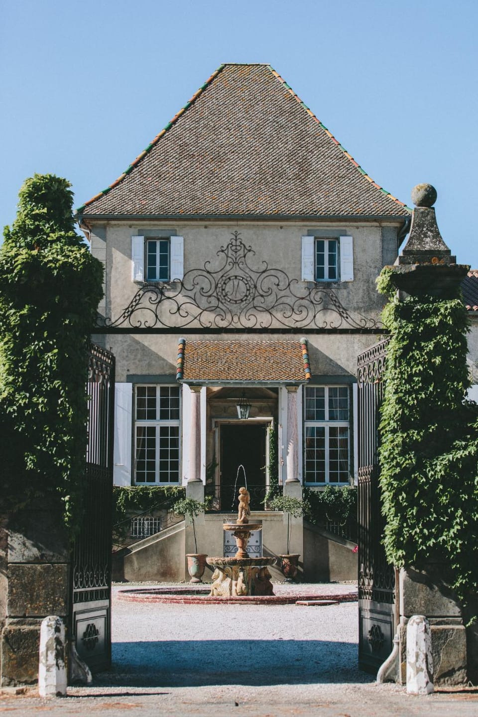 Facade/entrance
