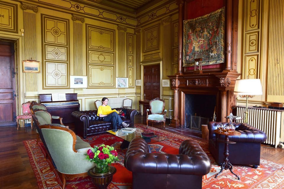 Living room, Lounge or bar