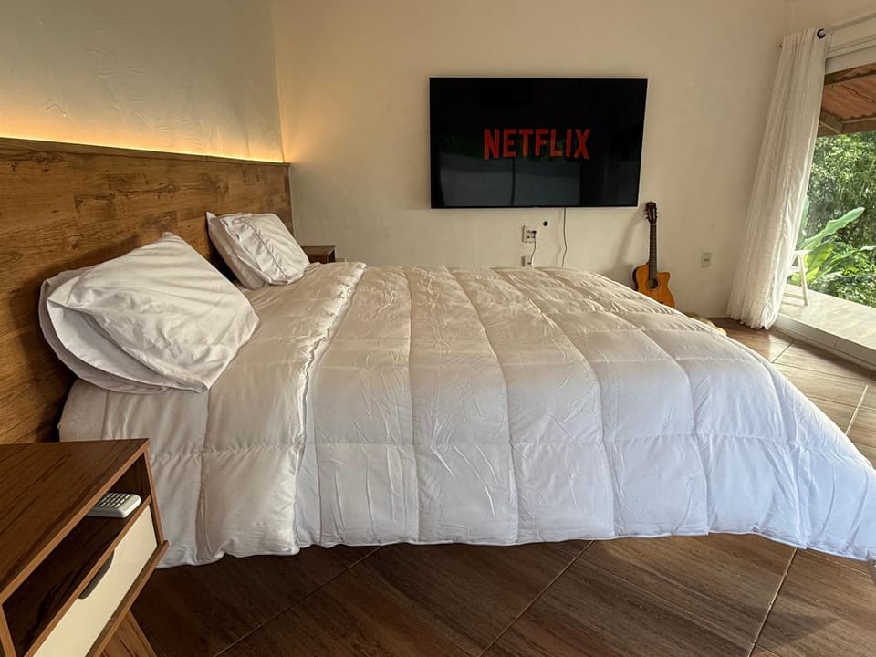 Suíte na montanha - Recreio dos Bandeirantes - entrada independente, com vista pra Floresta Country House in Rio de Janeiro