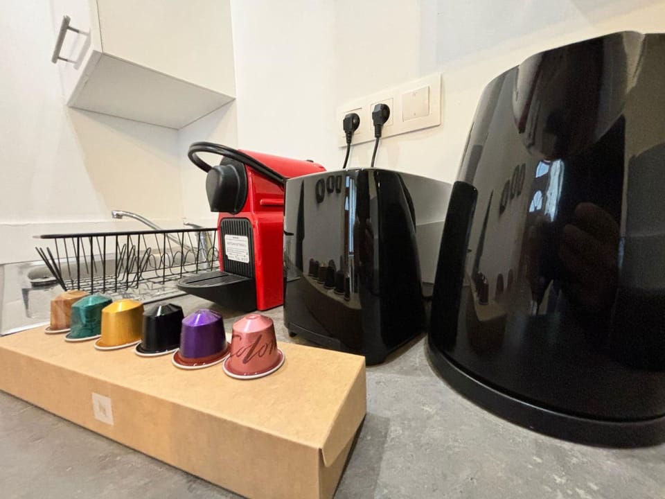 Coffee/tea facilities, kitchen