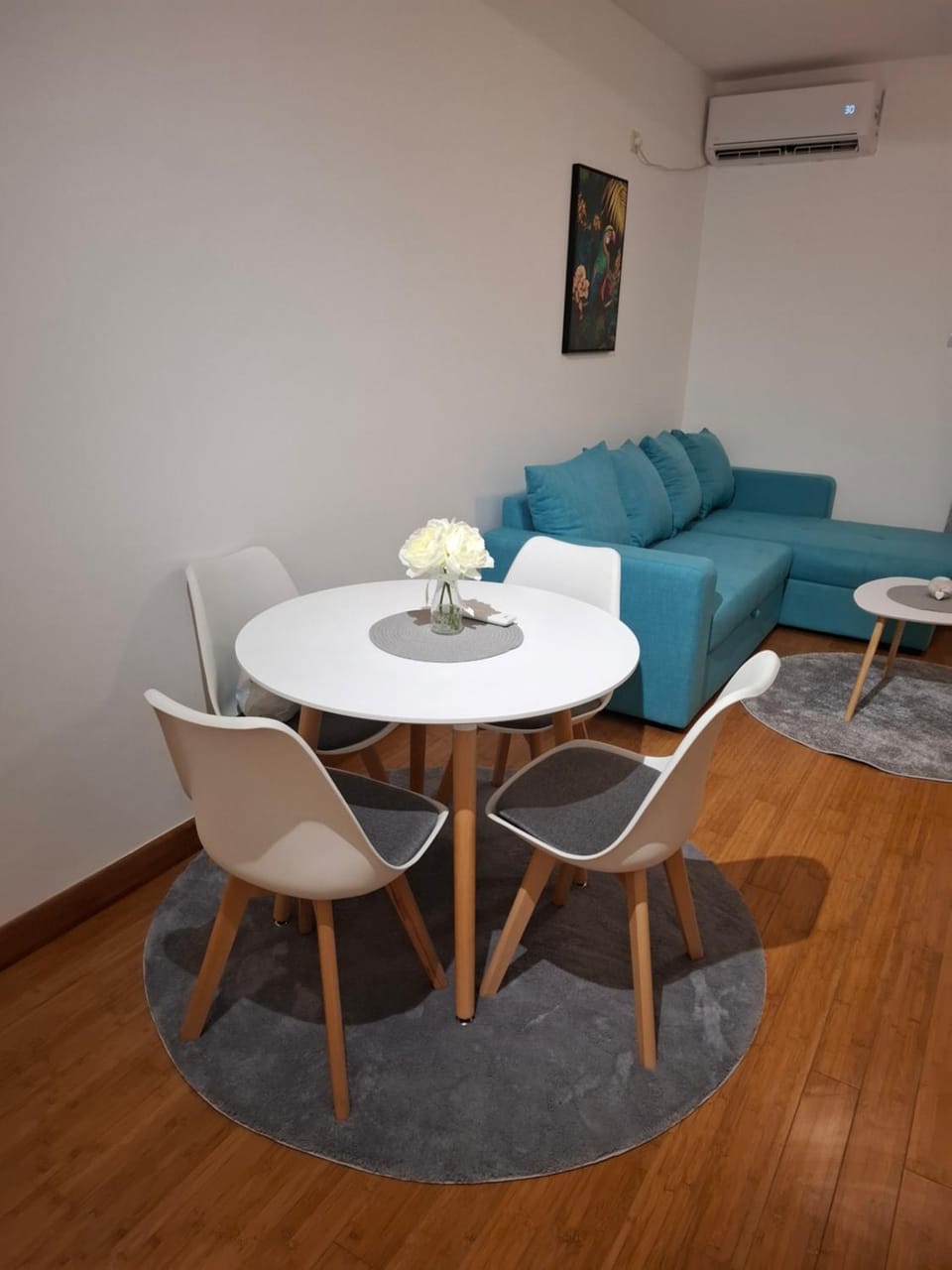 Living room, Seating area, Dining area, air conditioner