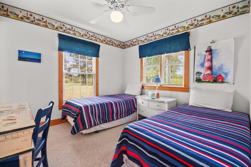Waterman's Daughter - Pet friendly; Water access! House in Chincoteague Island
