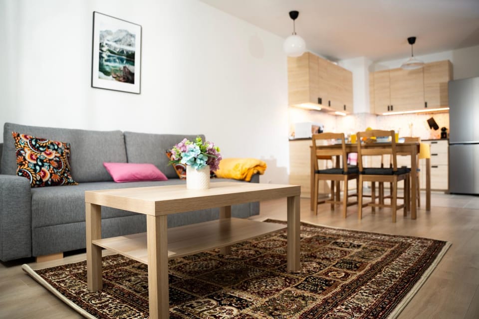 Kitchen or kitchenette, Living room, Dining area, pet friendly