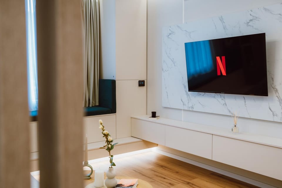 Communal lounge/ TV room, TV and multimedia