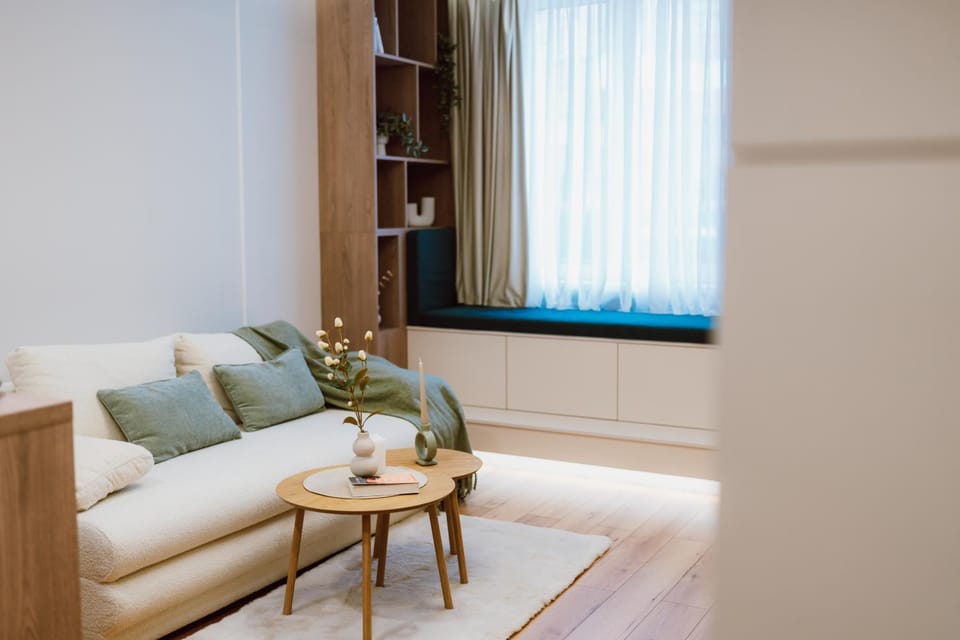 Living room, Seating area
