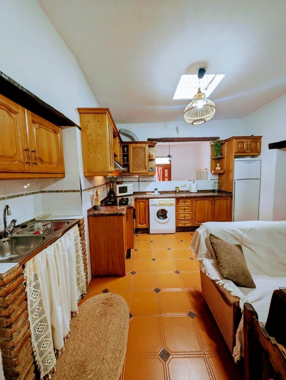 Kitchen or kitchenette, Dining area, oven, pet friendly, stove, toaster