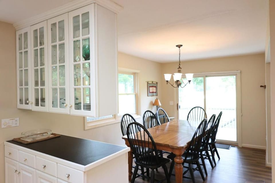 Beech Mountain Spa and Mountain Retreat House in Beech Mountain