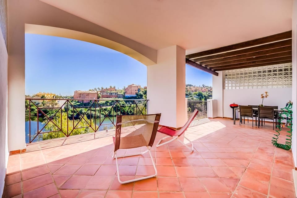 View (from property/room), Balcony/Terrace, Seating area, Dining area