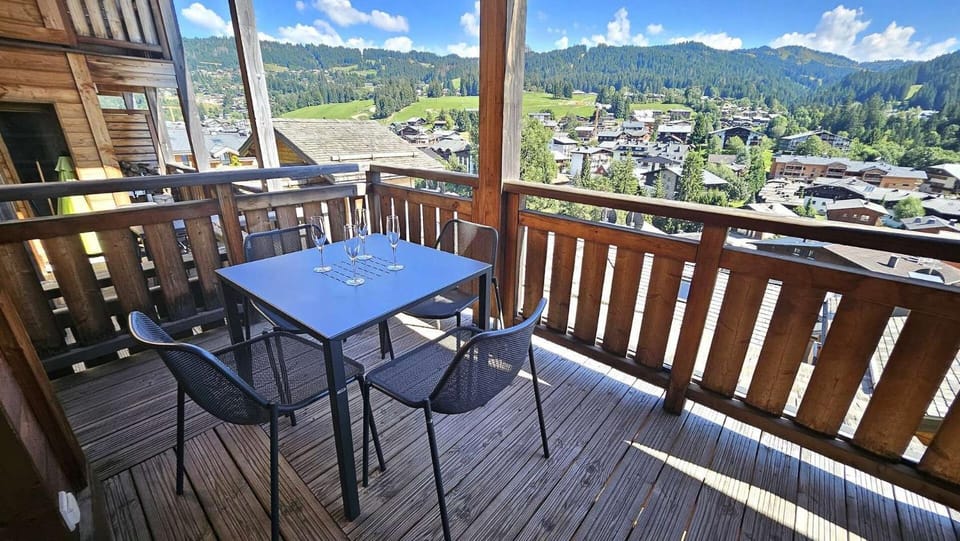 Résidence Le Kilimandjaro - Proche centre - Vue sur le village et les montagnes MAE-0941 Apartment in Les Gets