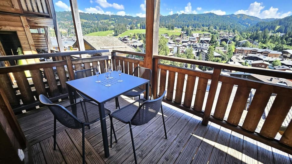Résidence Le Kilimandjaro - Proche centre - Vue sur le village et les montagnes MAE-0941 Apartment in Les Gets