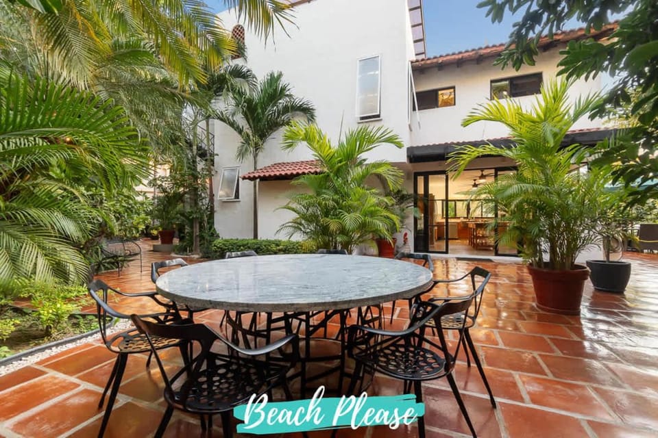 Casa Moderna - Luxury Villa with Private Pool & 6 Casitas Villa in Bucerias